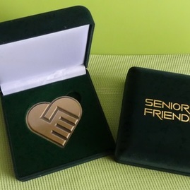 Zväčšiť fotografiu - Trenčianska župa držiteľom ocenenia senior friendly 2020 - ocenenie