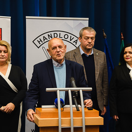 Zväčšiť fotografiu - Unikátny projekt župa testuje v handlovej - TSK_AAL_tlačovka Handlová (7 of 13)