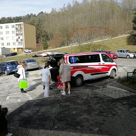 Zväčšiť fotografiu - V css – juh v trenčíne zaočkovali viac ako 100 klientov - rsz_img_20210223_114347