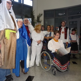 V predvečer mikuláša sa rozsvietil vianočný stromček v úrade tsk - 3_resize