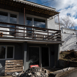 Zväčšiť fotografiu - V prievidzi napredujú práce na špecializovanom zariadení pre autistov - 20200224_PD_DOMINO_krizive_006w