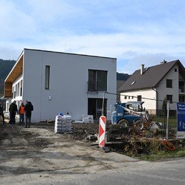 Zväčšiť fotografiu - V stupnom vyrástlo moderné zariadenie, domov poskytne 12 klientom