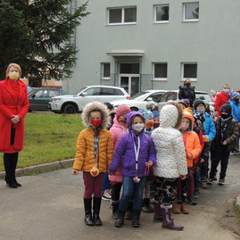 Zväčšiť fotografiu - Vianočné darčeky od ľudí s veľkým srdcom potešili klientov css - bystričan - 4