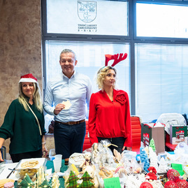 Zväčšiť fotografiu - Vianočné srdce trenčianskej župy otvorilo svoje brány - TSK_vianočné srdce_2024_mini (110 of 133)
