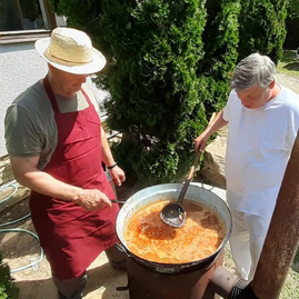 Zväčšiť fotografiu - Výlety, koncerty, grilovačky aj kúpanie v mori - Javorina-01