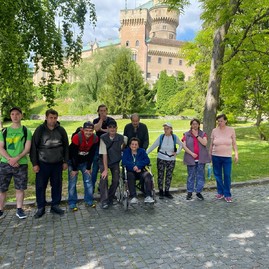 Zväčšiť fotografiu - Z letných zážitkov sa tešia aj klienti zariadení sociálnych služieb