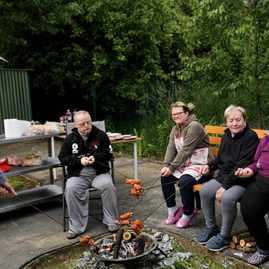 Zväčšiť fotografiu - Z letných zážitkov sa tešia aj klienti zariadení sociálnych služieb