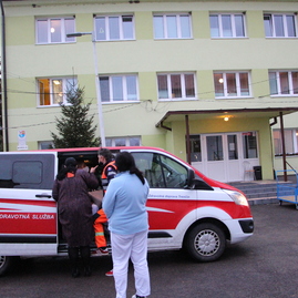 Zväčšiť fotografiu - Zaočkovaná je už polovica zamestnancov župných zariadení sociálnych služieb - IMG_2535