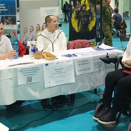 Zväčšiť fotografiu - Zdravotné znevýhodnenie nemusí byť prekážkou na ceste k práci