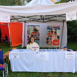 Zväčšiť fotografiu - Zdravotné znevýhodnenie nemusí byť prekážkou na ceste k práci