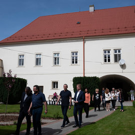 Zväčšiť fotografiu - Župa prinavrátila lesk aj kaštieľu v zemianskom podhradí - 20240409_TN_TSK_Stoklasa_001_144w
