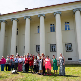 Zväčšiť fotografiu - Župa prinavrátila lesk aj kaštieľu v zemianskom podhradí - TSK_KD_DI_cesty_SPŠ_CTK_mini-61