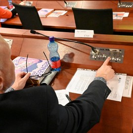 Zväčšiť fotografiu - Januárovému rokovaniu zastupiteľstva dominovali majetkové témy a projekty financované z externých zdrojov