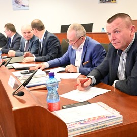 Zväčšiť fotografiu - Januárovému rokovaniu zastupiteľstva dominovali majetkové témy a projekty financované z externých zdrojov