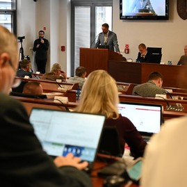 Zväčšiť fotografiu - Januárovému rokovaniu zastupiteľstva dominovali majetkové témy a projekty financované z externých zdrojov