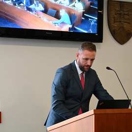 Zväčšiť fotografiu - Kraj žiada o financie z eurofondov na ďalšie projekty v oblasti školstva a dopravy - DSC_1836