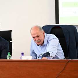 Zväčšiť fotografiu - Kraj žiada o financie z eurofondov na ďalšie projekty v oblasti školstva a dopravy - DSC_1862