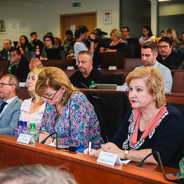 Zväčšiť fotografiu - Krajské zastupiteľstvo odsúdilo atentát na predsedu vlády sr - TSK_ZTSK_nemocnice_mini (18 of 27)