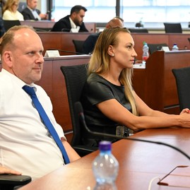 Zväčšiť fotografiu - Na júlovom rokovaní poslanci prebrali školské témy, projekty, ktoré sa uchádzajú o externé zdroje, aj grantový program trenčín 2026