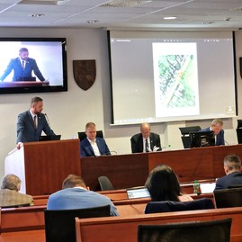 Zväčšiť fotografiu - Niektoré župné zariadenia majú nových riaditeľov, menilo sa aj zloženie krajského parlamentu - 20231127_141523