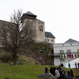 Zväčšiť fotografiu - Poslanci schválili prvú zmenu rozpočtu, najviac financií pôjde do oblasti vzdelávania