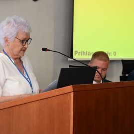 Zväčšiť fotografiu - Poslanci schválili prvú zmenu rozpočtu, najviac financií pôjde do oblasti vzdelávania