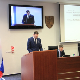 Trenčiansky samosprávny kraj zriadi v regióne hornej nitry strednú zdravotnícku školu, absolventov bude vychovávať prioritne pre bojnickú nemocnicu - IMG_6383