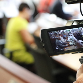 Zväčšiť fotografiu - V najbližšom volebnom období bude v krajskom zastupiteľstve sedieť 44 poslancov, župa pomôže obyvateľom požiarom zasiahnutej bytovky v handlovej - IMG_0058