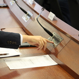 Xii. zasadnutie zastupiteľstva tsk: tsk si chce aj naďalej ponechať tri župné nemocnice ako dominantných poskytovateľov zdravotnej starostlivosti  vo svojom vlastníctve a investovať do ich rozvoja a modernizácie - IMG_0029