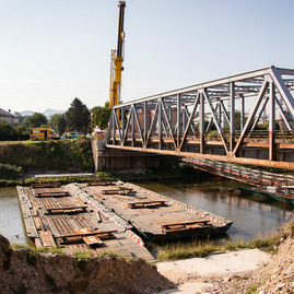Zväčšiť fotografiu - Župa ide do ťažkých čias, v budúcom roku prevažne dokončí len rozrobené projekty - TSK_most_IL_08_23_mini-2