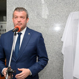 Župa minulý rok hospodárila s prebytkom viac ako 25 mil. eur, rozbieha aj nové investičné akcie - 20190506_TSK_busty_006w