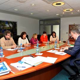 Baška prijal zdravotné sestry, verí v dohodu - image002