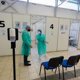 Zväčšiť fotografiu - Blíži sa posledný očkovací víkend v župných vkoc - TSK_VKOC TN_22_05-15