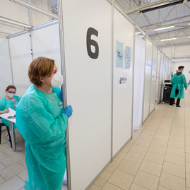 Zväčšiť fotografiu - Blíži sa posledný očkovací víkend v župných vkoc - TSK_VKOC TN_22_05-19