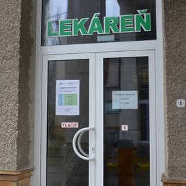 Zväčšiť fotografiu - Bojnická nemocnica otvorila vlastnú verejnú lekáreň - lek2