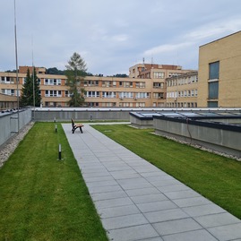 Zväčšiť fotografiu - Diagnostické centrum považskobystrickej nemocnice tesne pred dokončením - 20210907_083643