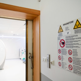 Zväčšiť fotografiu - Do župnej nemocnice pribudla najvýkonnejšia magnetická rezonancia - TSK_KD_NsP PB_JIS_MRI_mini (29 of 35)