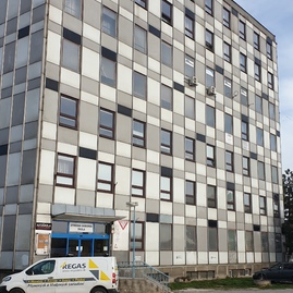 Zväčšiť fotografiu - Laboratórne testovanie na koronavírus funguje oddnes aj v trenčíne - 10