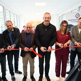 Zväčšiť fotografiu - Medicína 21. storočia v považskej bystrici: nemocnica otvorila modernizovanú jis a oaim