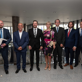 Zväčšiť fotografiu - Milí zdravotníci, ďakujeme vám! - TSK_oceňovanie zdravotníkov 2021_mini-53