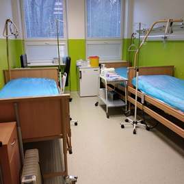 Zväčšiť fotografiu - Monoklonálne protilátky podávajú pacientom všetky tri župné nemocnice - 255449639_3102341213314017_3432622434796986427_n