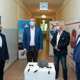 Zväčšiť fotografiu - Najmenšia župná nemocnica bude mať oddelenie multiodborovej intenzívnej starostlivosti - 20200914_MY_NsP_006w