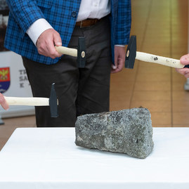 Zväčšiť fotografiu - Najmenšia župná nemocnica bude mať oddelenie multiodborovej intenzívnej starostlivosti - 20200914_MY_NsP_009w