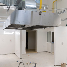 Zväčšiť fotografiu - Najmenšia župná nemocnica bude mať oddelenie multiodborovej intenzívnej starostlivosti - 20200914_MY_NsP_014w