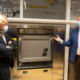 Zväčšiť fotografiu - Najmenšia župná nemocnica bude mať oddelenie multiodborovej intenzívnej starostlivosti - 20200914_MY_NsP_035w