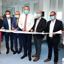 Zväčšiť fotografiu - Najmenšia župná nemocnica má oddelenie s najmodernejším vybavením - 20210902_TSK_zdravotnictvo_118w