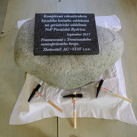 Najmodernejšie operačné sály, nové ct pracovisko a geriatrické oddelenie či mamografické vyšetrenia. toto všetko a ešte viac priniesol rok 2017 v zdravotníctve trenčianskej župy. - 20170927_PB_nemocnica_001r