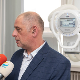 Zväčšiť fotografiu - Najmodernejšie prístrojové vybavenie zvýši kvalitu i komfort vyšetrenia pacientov - 20200217_PB_nemocnica_047w