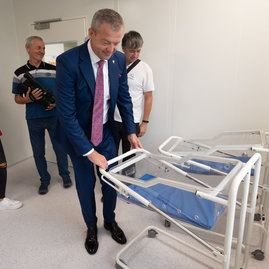 Zväčšiť fotografiu - Novorodenci sa narodia do týchto krásnych priestorov - 20230919_PB_NsP_porodnica_025w