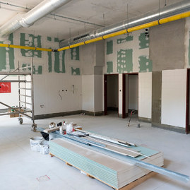 Zväčšiť fotografiu - Novou kuchyňou a práčovňou sa myjavská nemocnica bude pýšiť už koncom leta - 20200710_MY_NsP_pracovna_kuchyna_013w